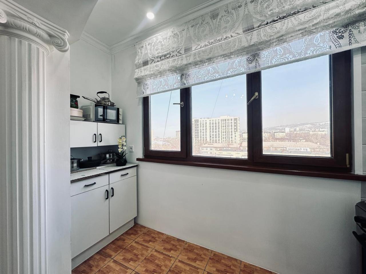 3 Ком Квартира На Абая Сейфуллина Almaty Bagian luar foto